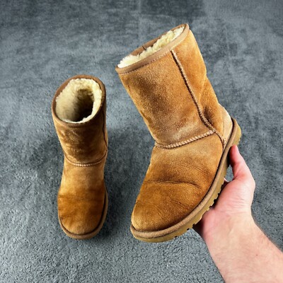 UGG Damen Classic Short Boots Chestnut Lammfell Lammfell gefüttert UK 3,5