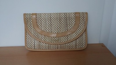 WITT Damen Clutch Abendtasche Handgelenktasche Beige geflochtene Muster Top