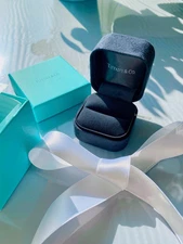 Tiffany Empty Blue Black Suede Presentation jewelry ring box & ribbon 2pc set