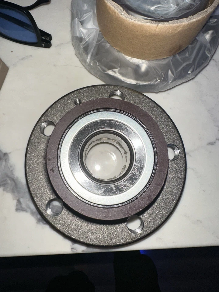 Juego de 2 cojinetes de rueda nuevos con buje 2014 Volkswagen Jetta Se Foto 2 de 4