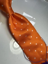 NWT VERSE 9 MULTI COLOR POLKA DOTS STYLE PRINT SILK DESIGNS NECK TIE & HANKY