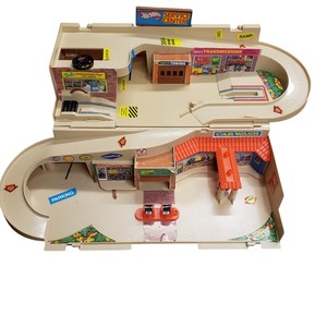 Vintage 1979 Hot Wheels Sto N Go Service Center Playset Mattel Car Wash w/Box