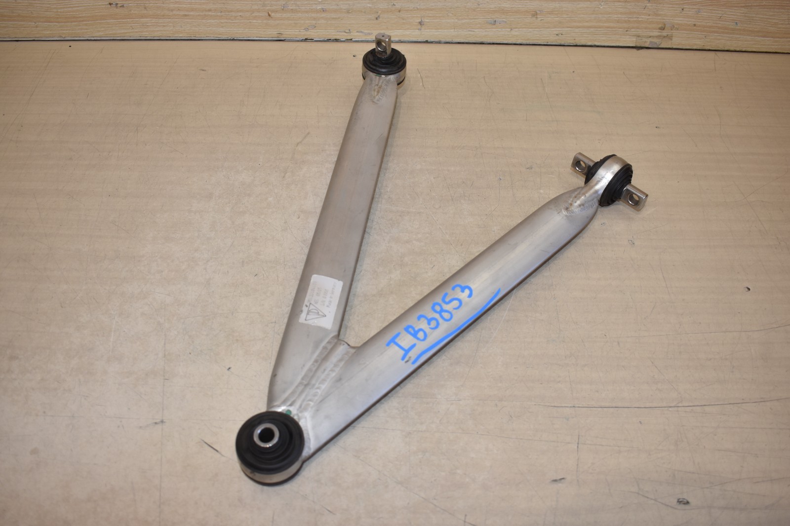 2004 2005 2006 PORSCHE CARRERA GT REAR SUSPENSION LOWER CONTROL ARM GENUINE OEM