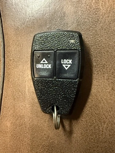 Jeep Grand Cherokee Keyless Remote 56009031 1993-1995 Transmitter - product listing photo