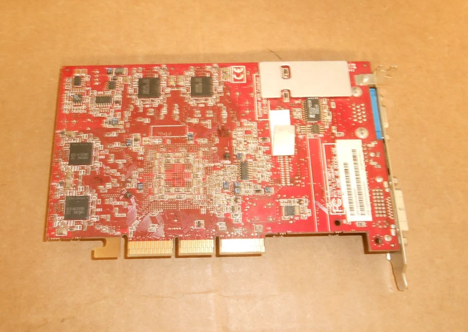 Tarjeta de video ATI 128MB AGP 109-94200-11 1029421210 Foto 2 de 4