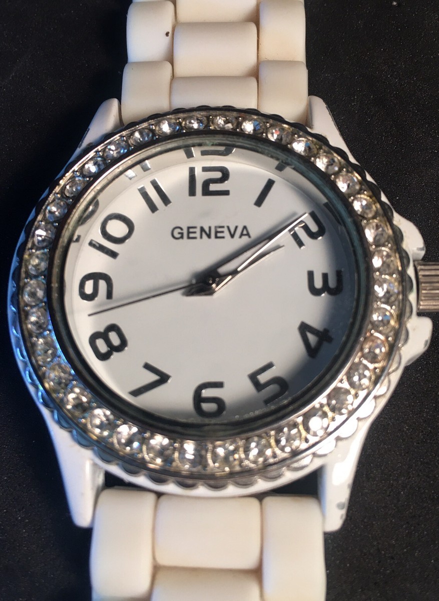 Geneva‎ Round White Dial Silver Tone Rhinestones Poly Jelly Band Watch NEW Y2K Amazon.com: Geneva Large Round Face White Silicone Band  main image 2