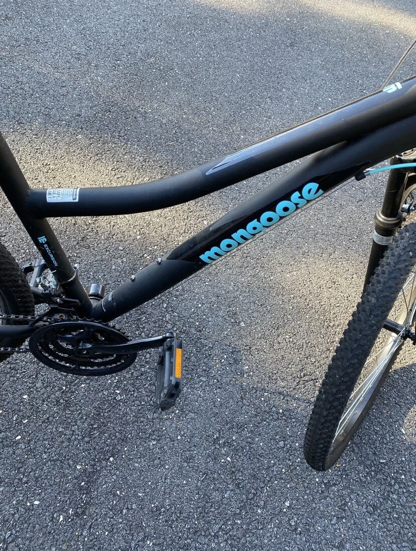 Mongoose excursion mountain bike 26 inch on sale wheel