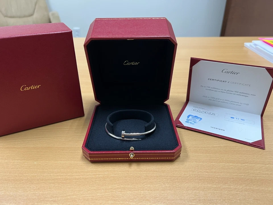 Мужской браслет Cartier из белого золота Juste un Clou