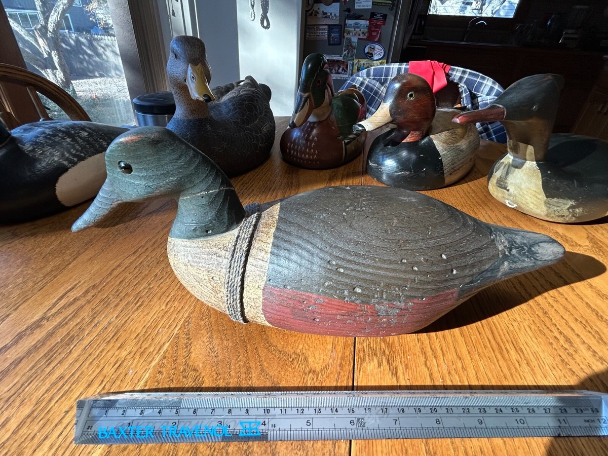 Excellent Condition Hand Crafted Wood Wooden Duck Decoy Folk