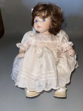 Pauline Brianna porcelain Cloth doll 12  le 79/950