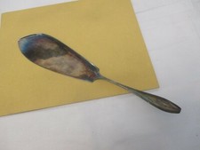 um 1935 großer Rechtshänder Tortenheber in 280 mm Länge / Monogramm : H : 