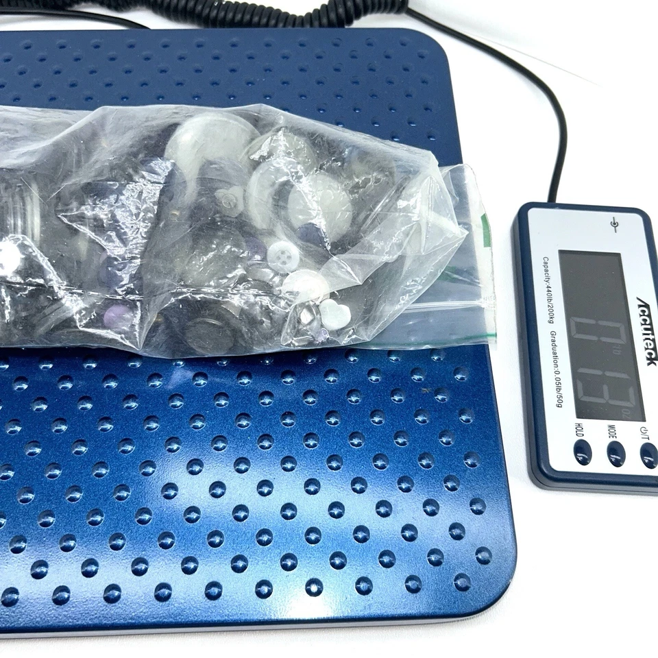 Lote de botones surtidos mezcla vintage de diferentes estilos de tamaño color azul-gris Foto 4 de 4