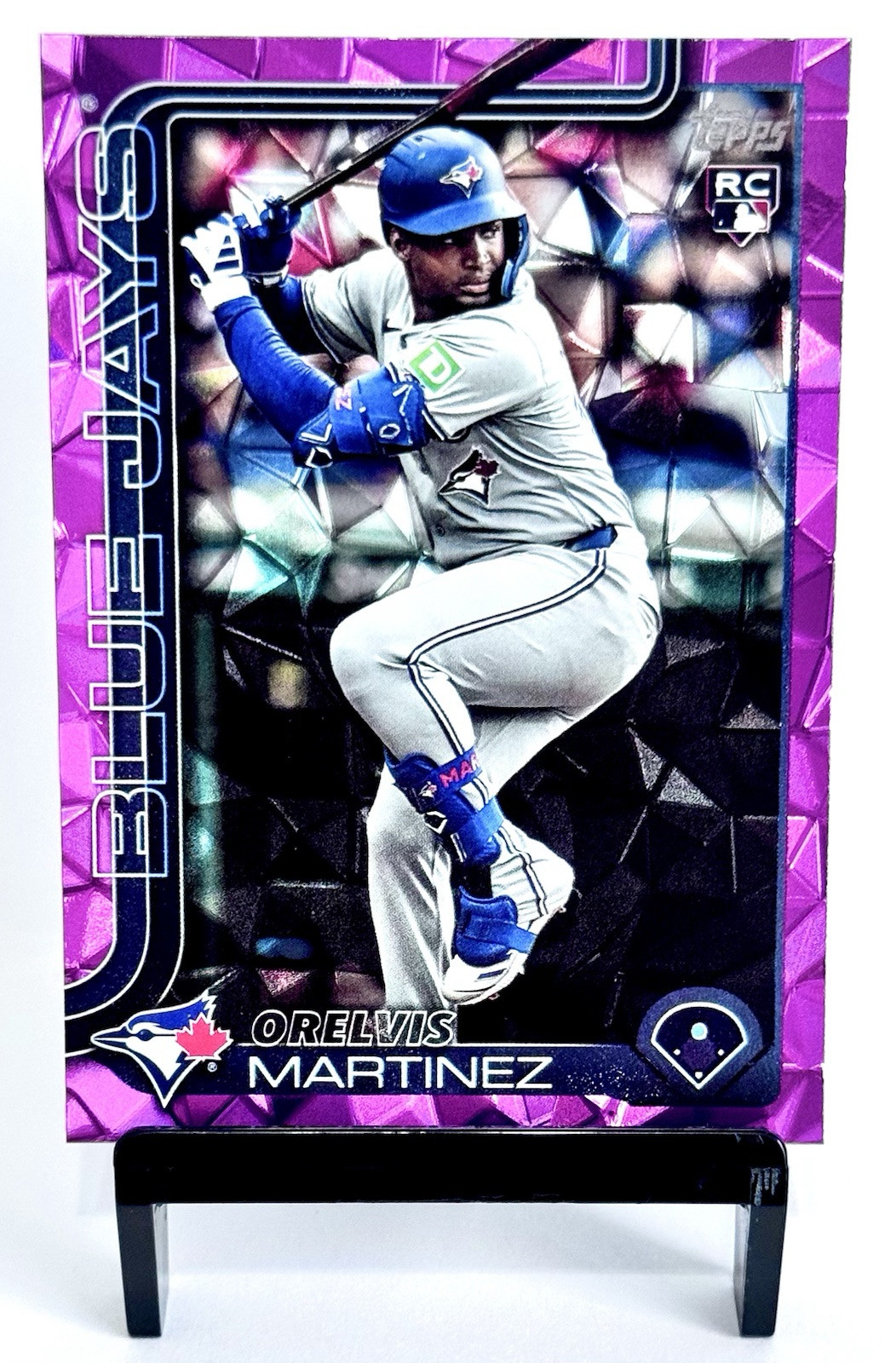 2025 Topps Orelvis Martinez RC Pink Diamante Foil SP #18 Blue Jays Rookie Card