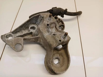 Audi A4 S4 B7 8E 8H 2007 Diesel 103kW Halterung Lager Motor 8e0199352n EAG17679 - Bild 1 von 2
