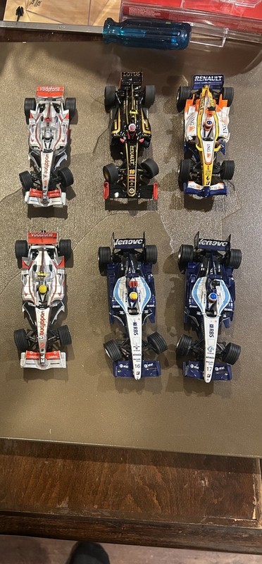 Lot of 6  F1 SCX digital system slot car .