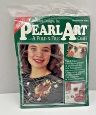 VTG- Pearl Art Fold -N-Fill Craft Distlefink Designs Christmas Bow 33822