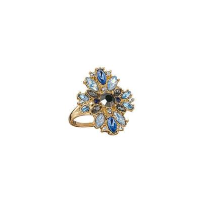 AVON STUDIO 1886 WINTER WONDERLAND STATEMENT RING # 8 NIB