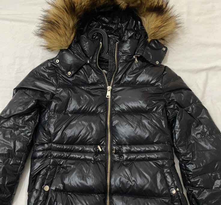 ジャケット・アウター ZARA SHINY PUFFER JACKET Zara black shiny puffer Jacket with green lining