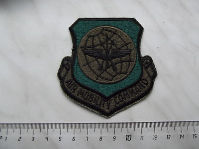 71-7 original USA Abzeichen Badge Air Force (oliv) Mobility Command airborne