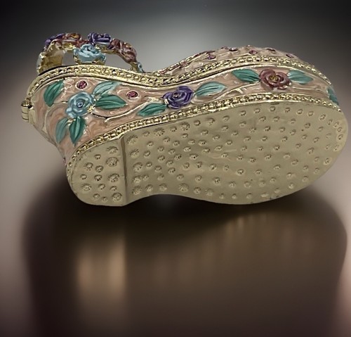 Luxurious ~ ALEXANDER KALIFANO ~ Espadrille Shoe Trinket Box Swarovski Crystals - Afbeelding 6 van 6