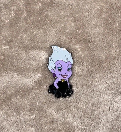 Disney Pin 2024 WDW Hidden Mickey Cute Villains - Ursula
