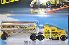 Hot Wheels Track Stars Fuel and Fire Rig-'18-Peterbilty-Trucks 4 Tracks-Sealed
