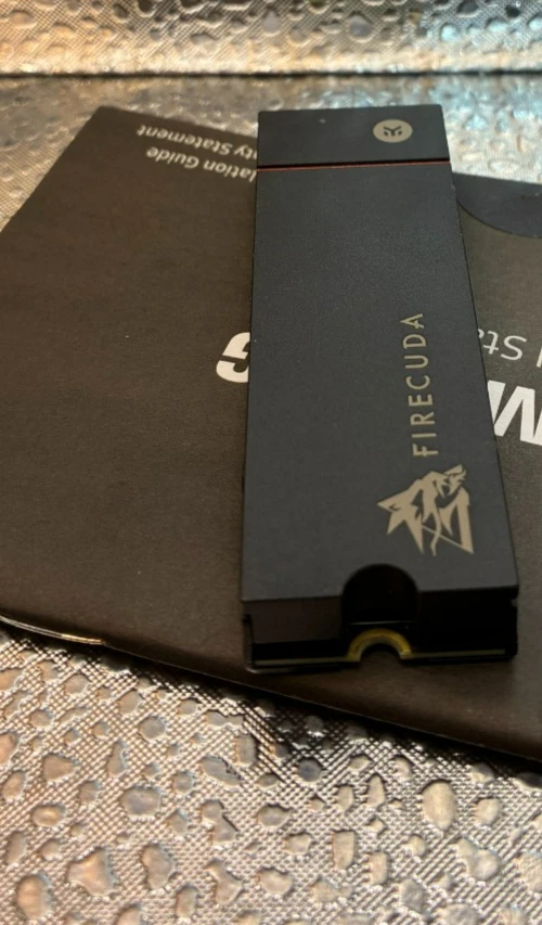 Seagate FireCuda 530 500GB NVMe Internal SSD with Heatsink - Image 4 of 4