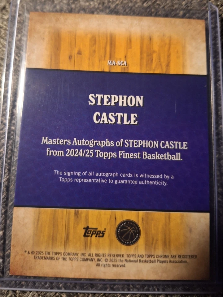 Autógrafo Topps Finest Gold Masters Stephon Castle RC 2025/50 Foto 2 de 2