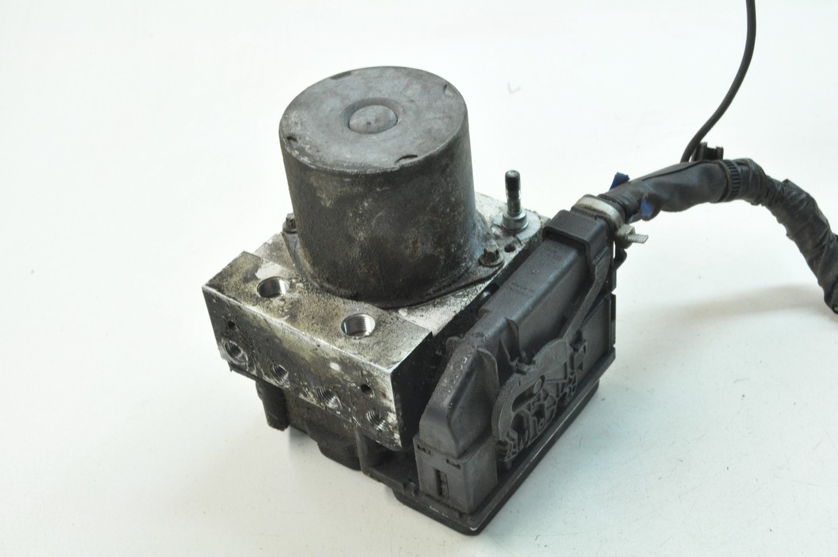 MkⅡ SUBARU FORESTER 2.0 D AWD 2011 RHD ABS PUMP CONTROLLER