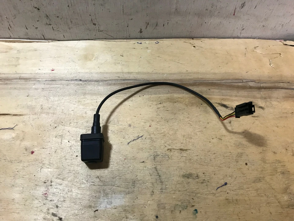 MERCEDES BENZ S550 CL550 W221 2010-13 REAR TRUNK LID VIEW PARKING CAMERA BACKUP - Image 4 of 4