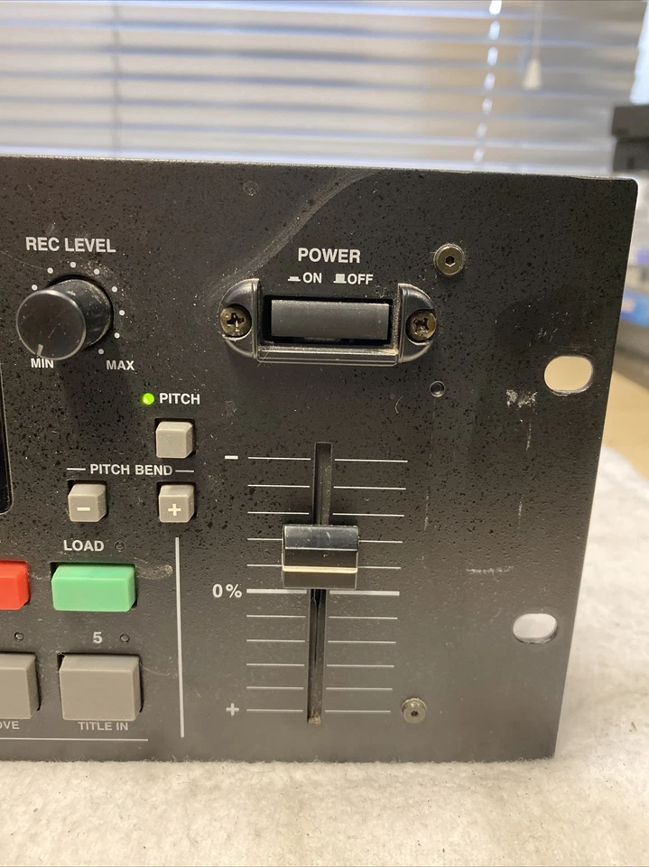 DENON DN-M2000R High-End Minidisc Recorder - geprüft vom Händler - Bild 4 von 4