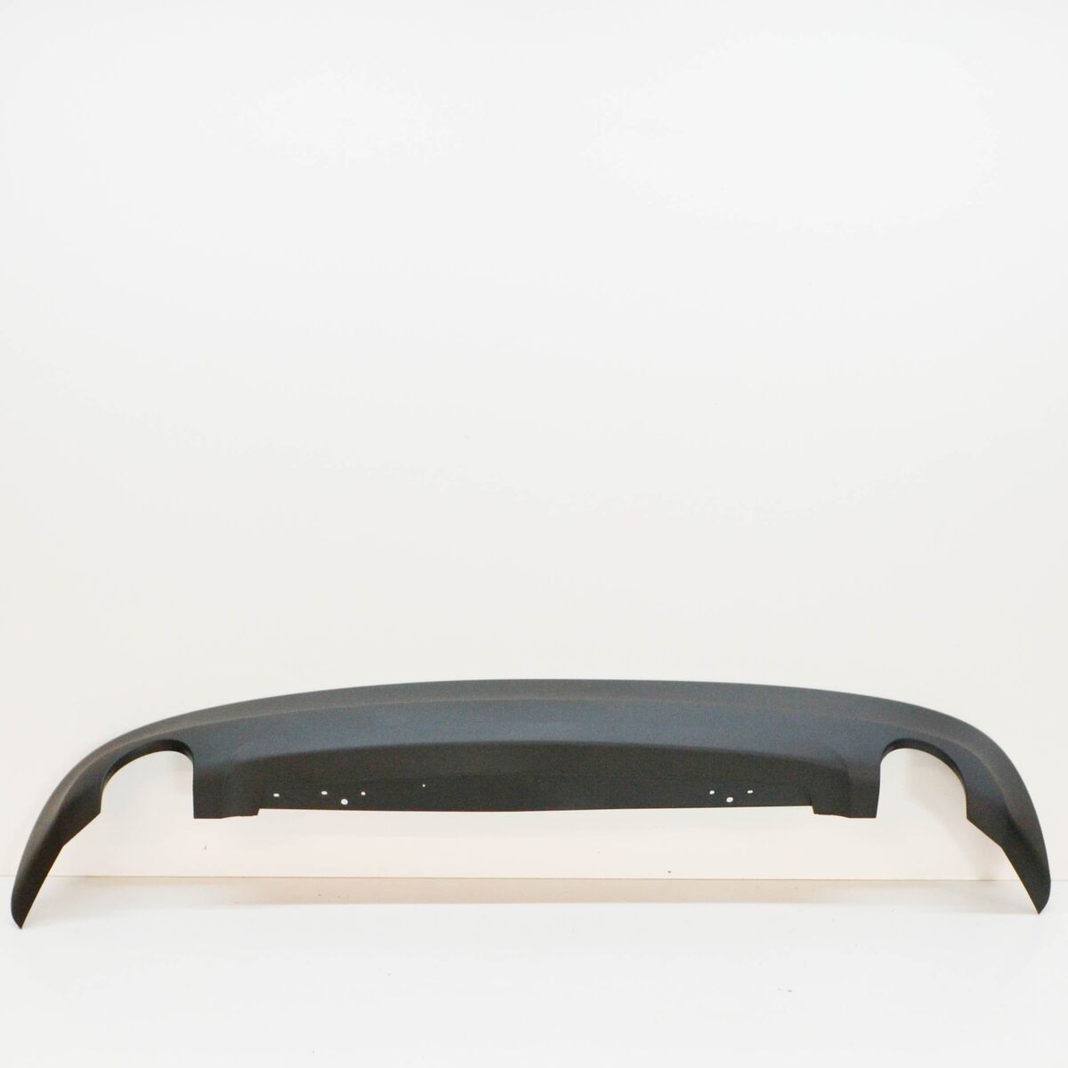 VOLVO XC60 MK2 Heckstoßstangen-Diffusor-Verkleidung 31425208 VOLVO XC60 MK2 Heckstoßstangen-Diffusor-Verkleidung 31425208