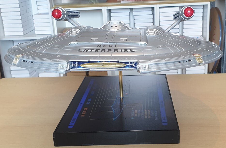 ★海外版Enterprise NX-01 1/350 200ピース ポーラライツ POLAR LIGHTS, STAR TREK ENTERPRISE NX-01. 1:350 LIGHTING KIT