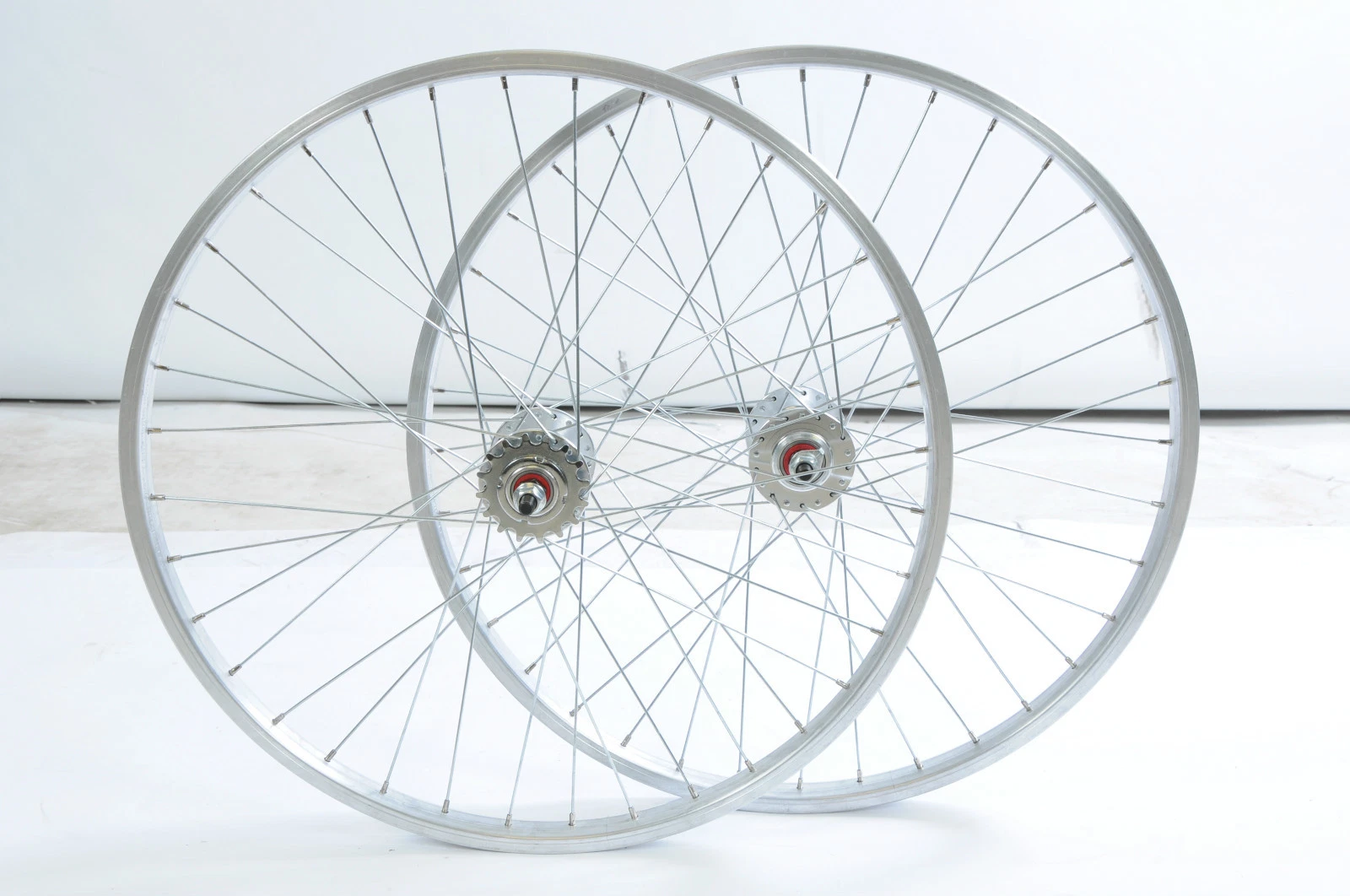 MBT COPPIA 24x1.75 (507 21) CERCHIO FLIP FLOP BICI FIXIE RUOTE MOZZI SIGILLATI JUNIOR MTB