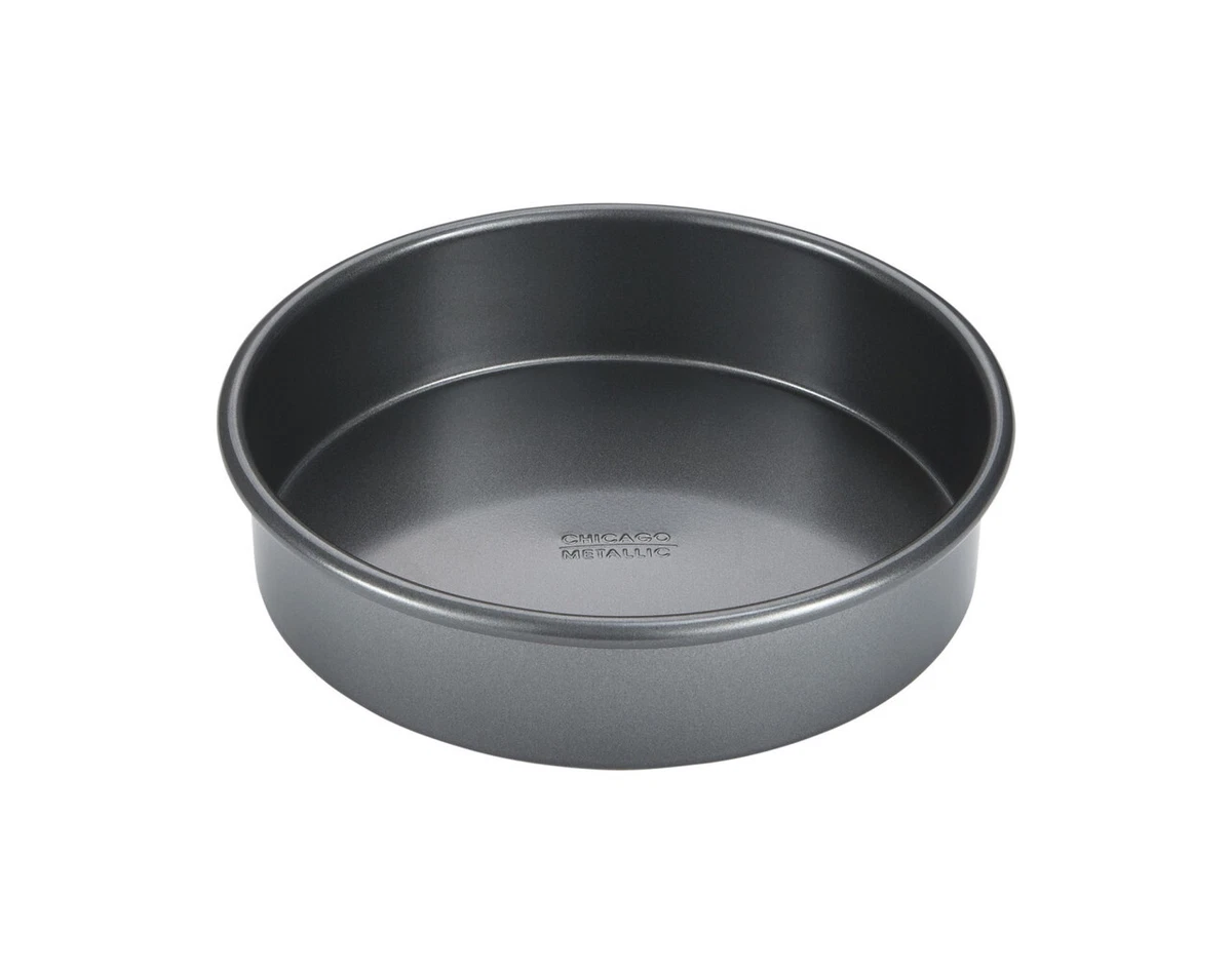 Cake sandwich tins top