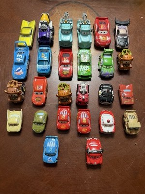 Disney Pixar Cars Diecast Lot 26 Cars Lightning McQueen Mater Tow Mater Dinoco