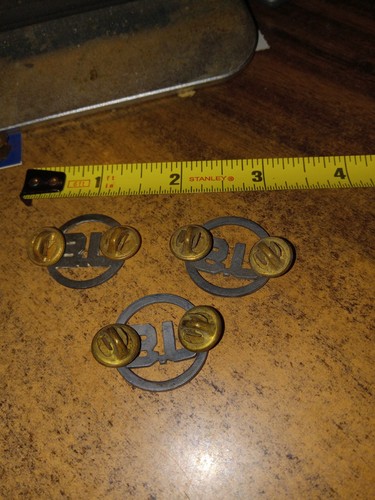 U.S.military Insignia Pins Us. Army Uniform Pinbacks - Picture 3 of 3