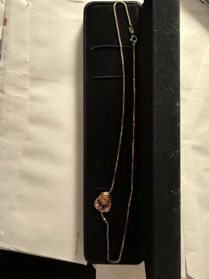 Подвеска в форме розового золота ювелирные изделия с двумя бриллиантами и серебряная цепочка из родия - Изображение 2 из 3