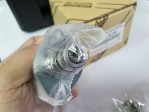 04226-0L020 TOYOTA HILUX FORTUNER 2004-15 SUCTION CONTROL VALVE SCV - Picture 6 of 8