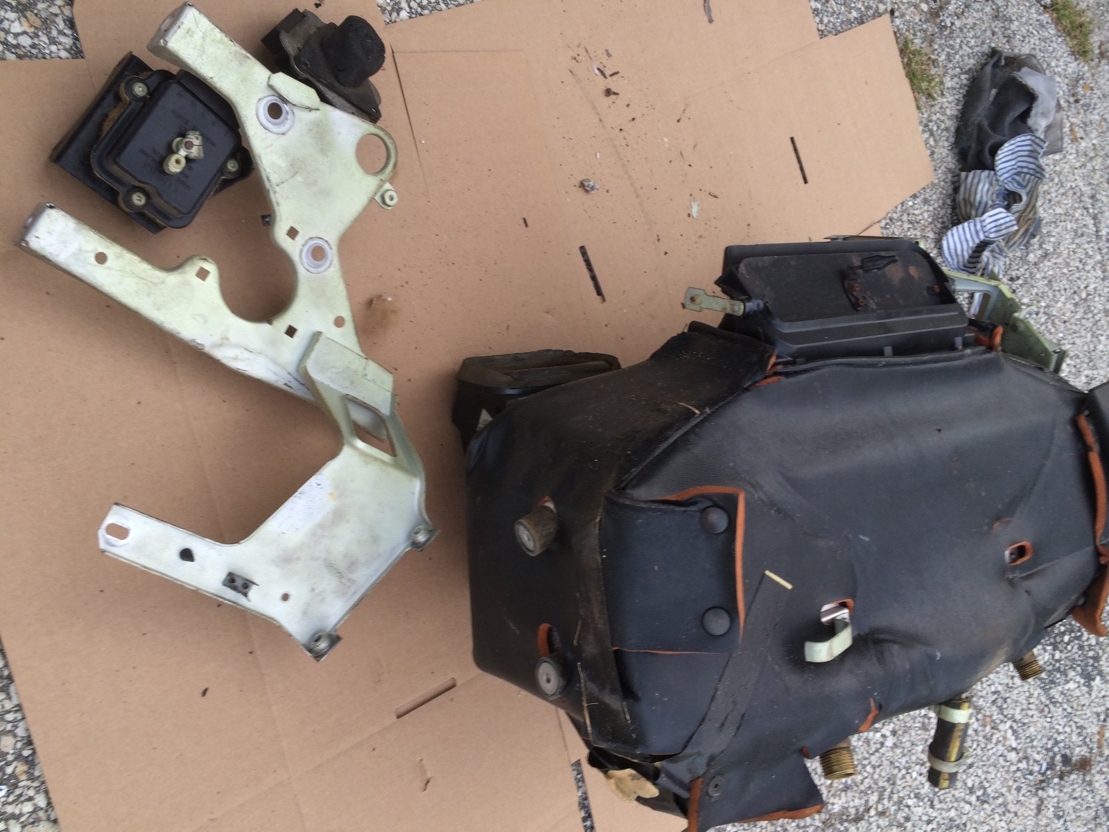 Bentley T1, Rolls Silver Shadow AC Evaporator Assembly from 1974 Shadow