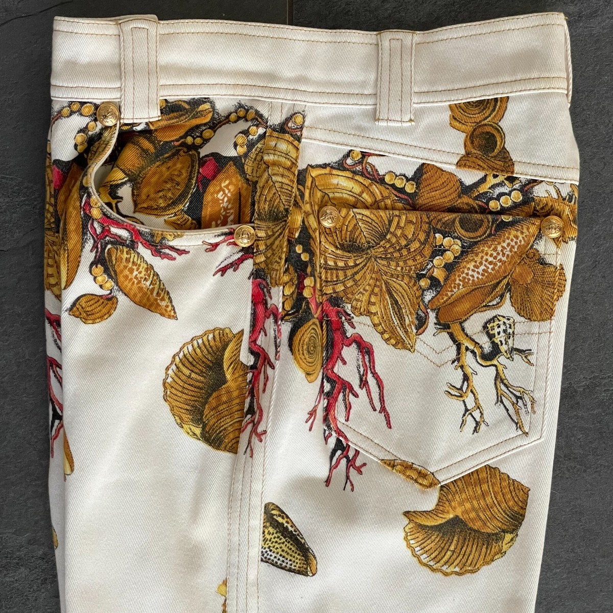 1992 GIANNI VERSACE jeans Shell print size 40 Style seen on