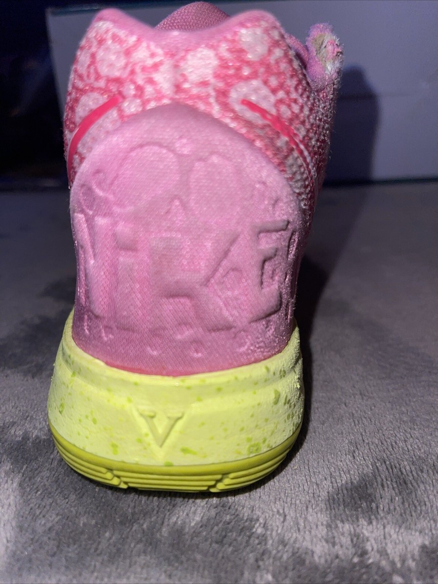 kyrie 5 volt hyper pink