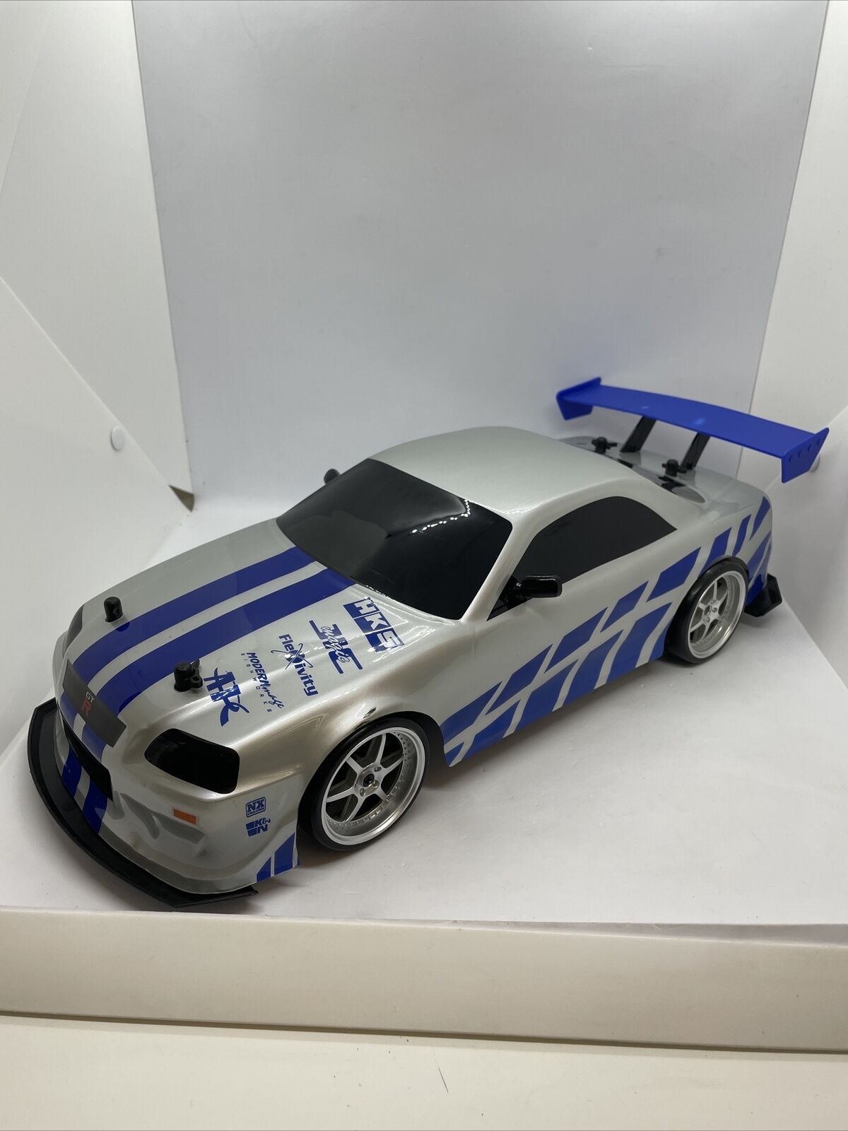 Jada Fast And Furious Nissan Skyline GT-R 2002 42370 RC Car Multicolor