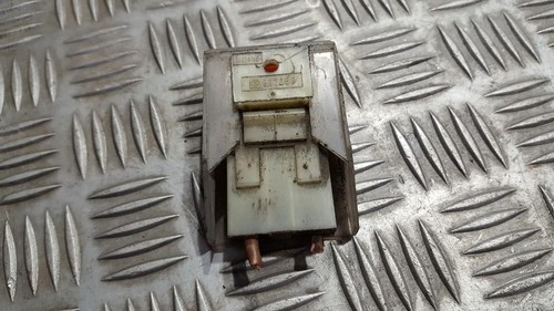 Rover 200-Series 1999 Fuses 897056, Genuine #276257-07