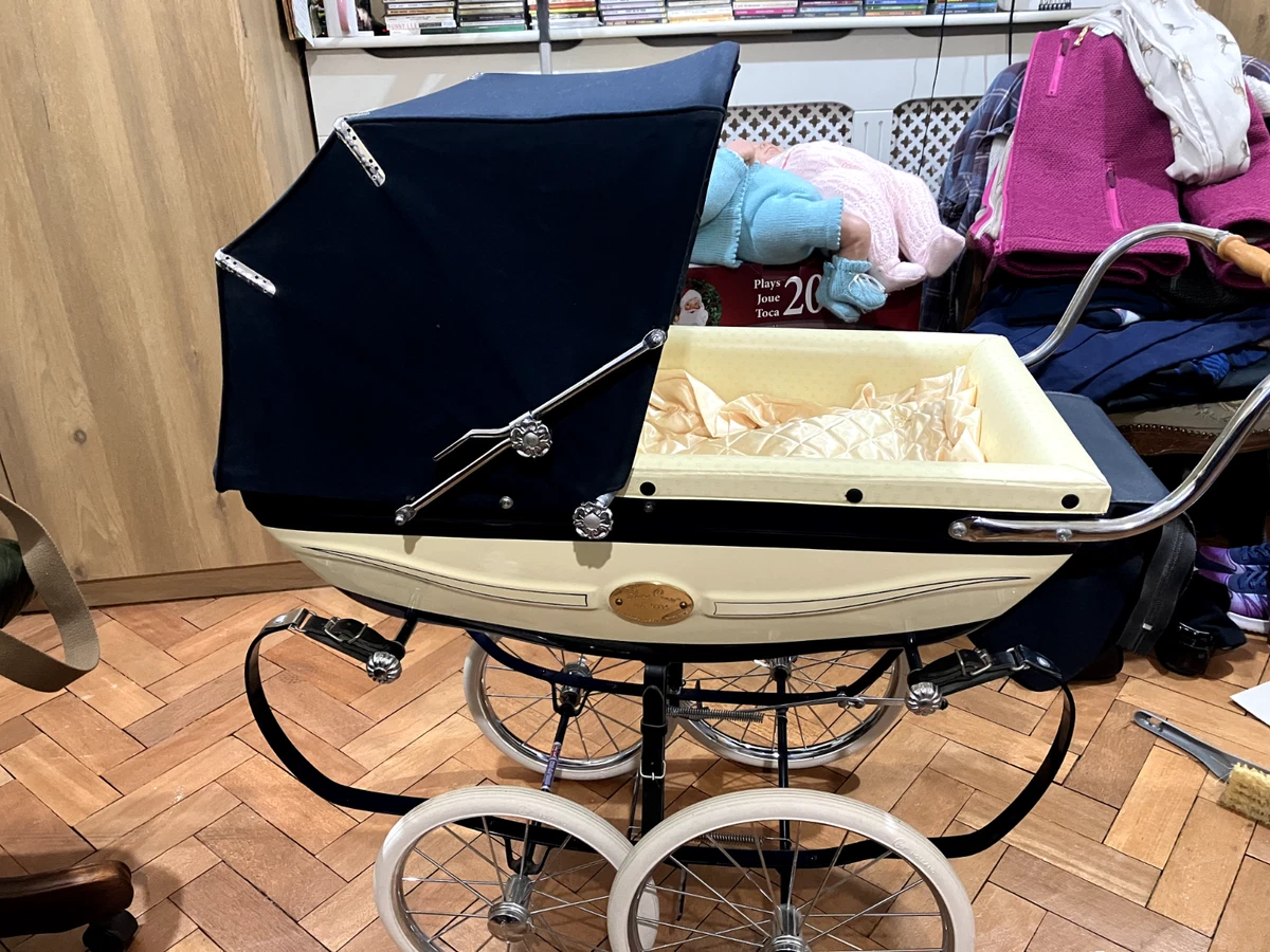 Silver cross millennium dolls clearance pram