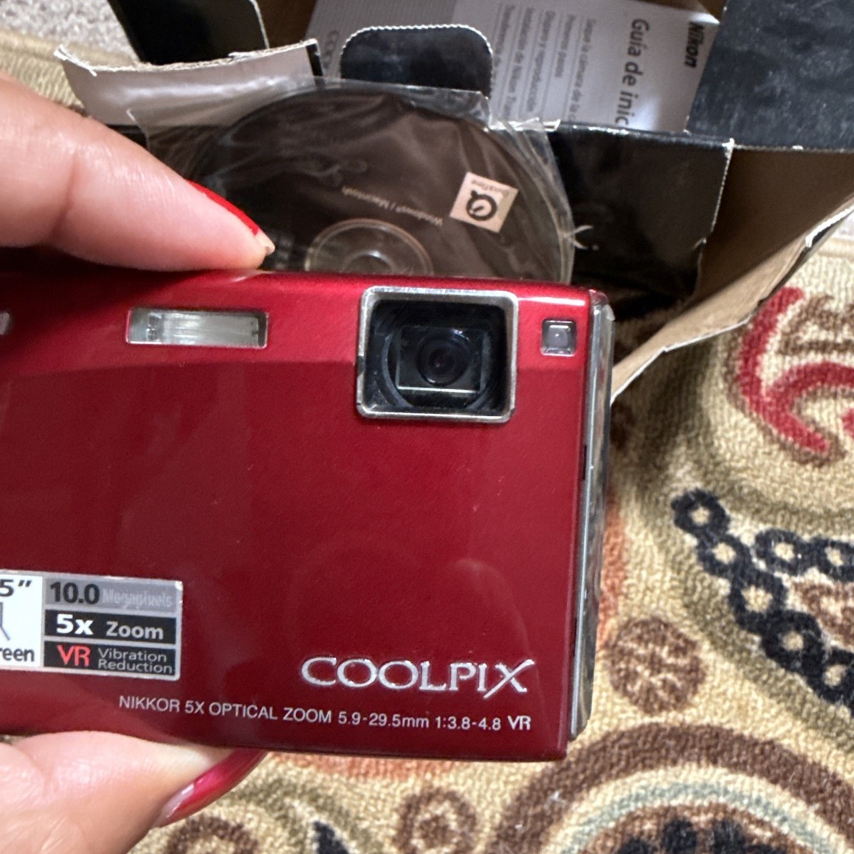 オールドデジカメ/ Nikon COOLPIX S60 ワインレッド Nikon COOLPIX S60 10.0MP Digital Camera - Crimson red for