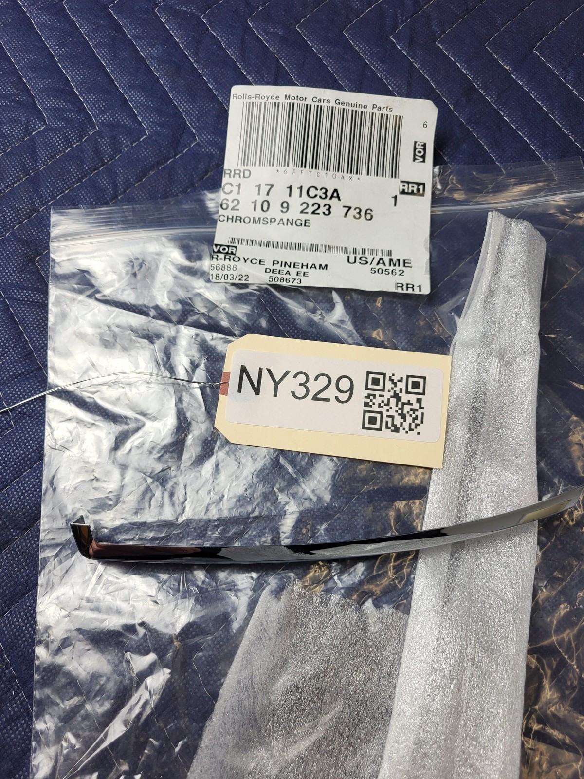 Rolls-Royce Dawn 2017-2023 RIGHT Dash trim bezel P/N 62109223736