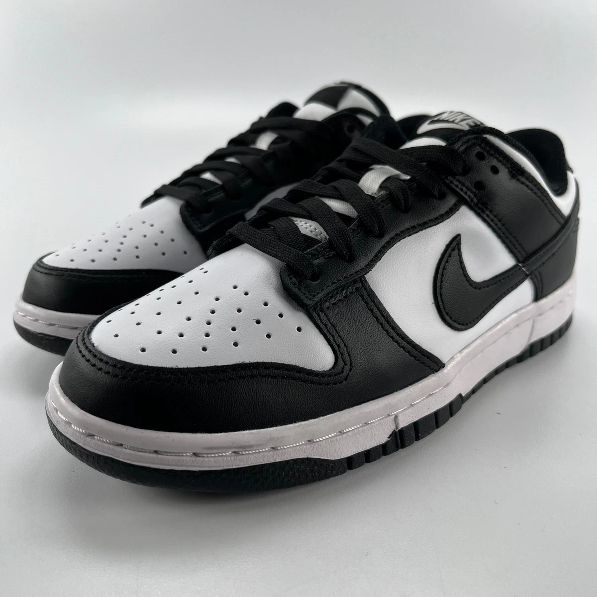 Preços baixos em Nike Dunk High Black White W | eBay