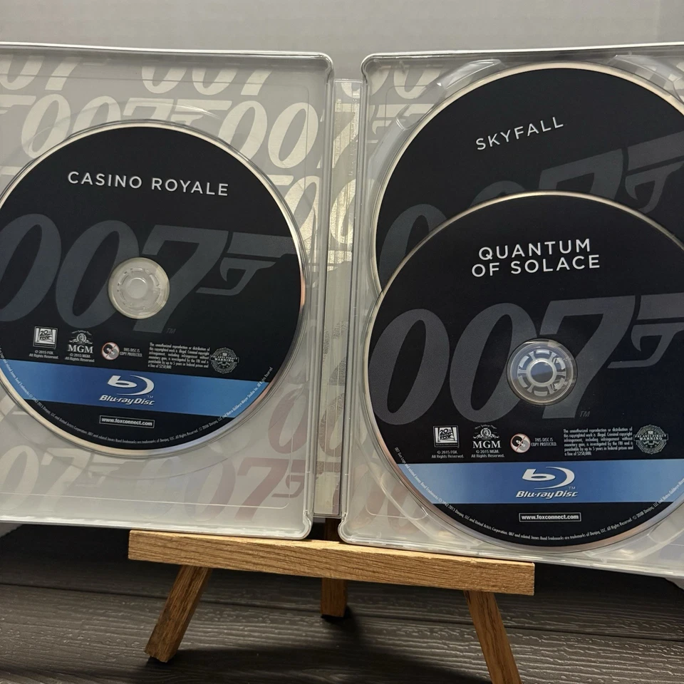 The Daniel Craig Collection (Blu-ray, Steelbook) Casino Royale/Quantum/Skyfall Foto 3 de 3