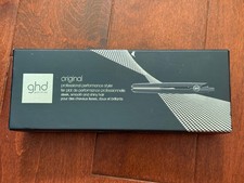 GHD ORIGINAL PROFESSIONAL PERFORMANCE STYLER / FLAT IRON - Open Box